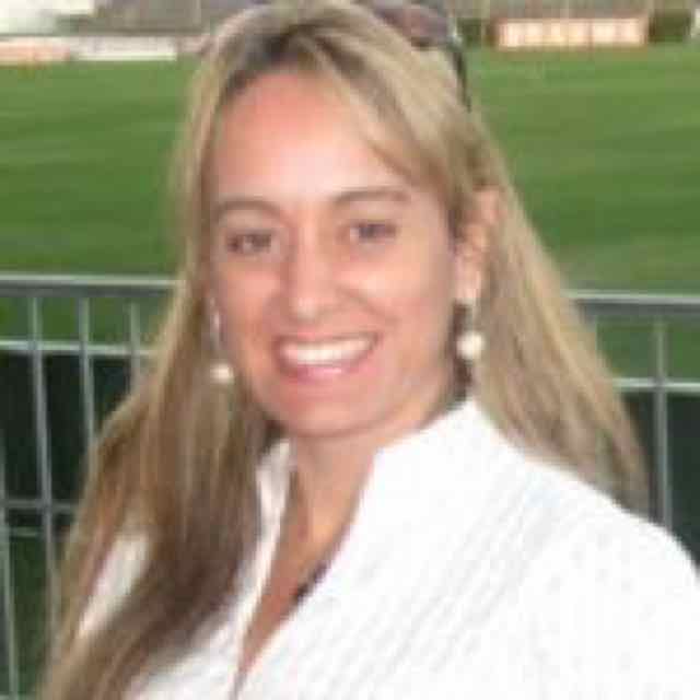 Flávia Costa Oliveira Magalhães
